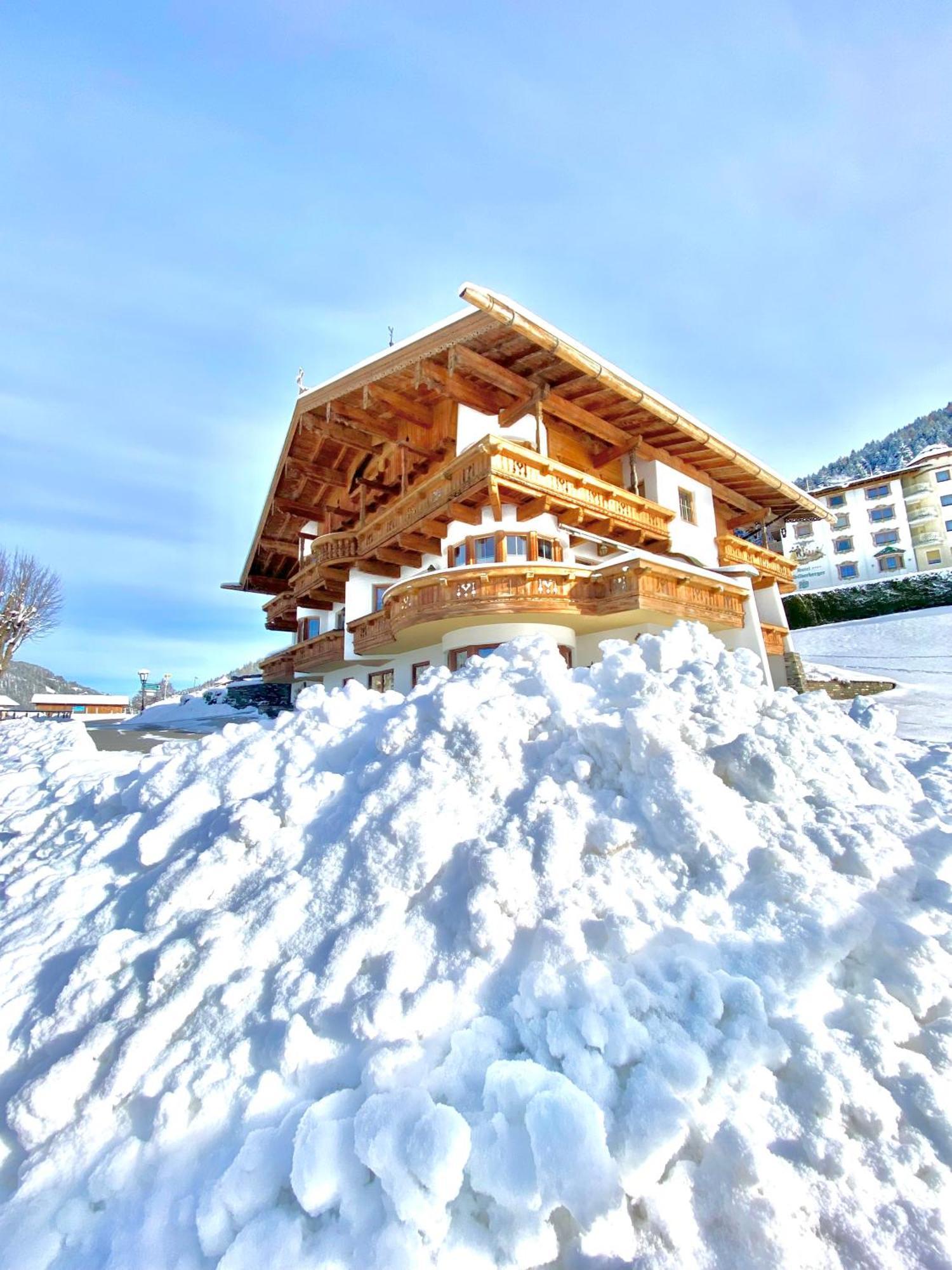 Hotel Landhaus Marchfeld Oberau Exterior photo