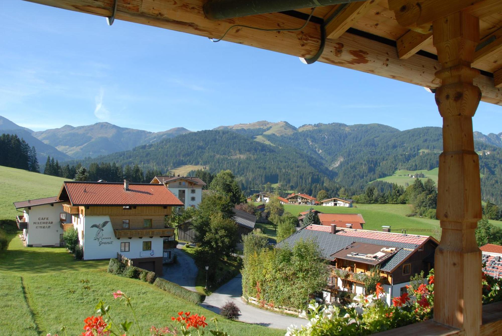 Hotel Landhaus Marchfeld Oberau Exterior photo